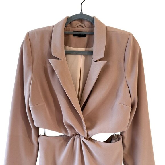 MAJORELLE Leticia Blazer Mini Dress Size S Open Back Beige Cutouts - Picture 8 of 10